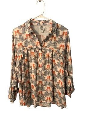 ivy jane Blouse with Roosters, ruffle 3/4 sleeve and ruffle back size M/L